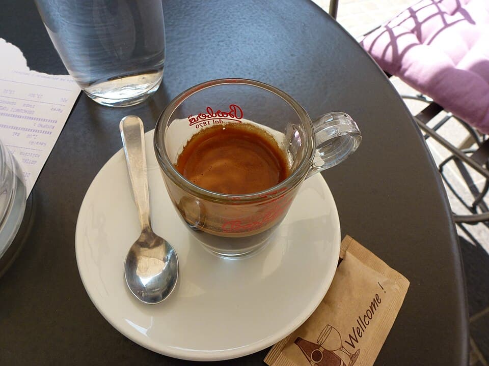 Espresso na zagrebačkoj terasi